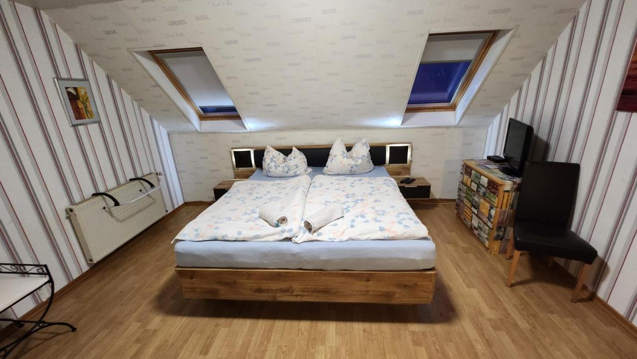 Monteurwohnung Ha-Wei -90 M2 Hangen-Weisheim Zewnętrze zdjęcie