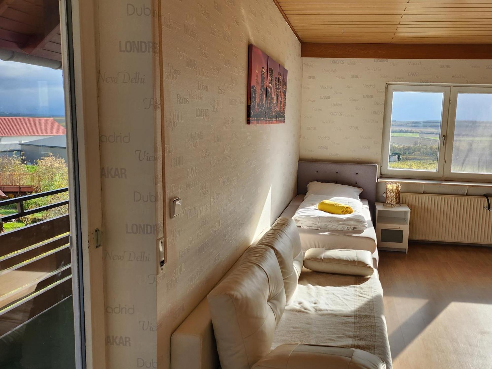 Monteurwohnung Ha-Wei -90 M2 Hangen-Weisheim Zewnętrze zdjęcie